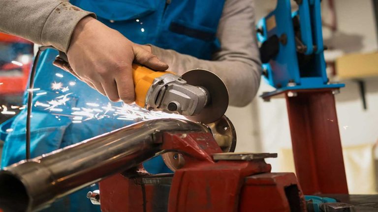 Metal Mastery: Selecting The Ideal Tools For Best Results Metal Mastery: Selecting The Ideal Tools For Best Results